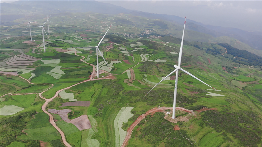 Xundian II Wind Farm in Yunnan Province adopts next-generation large-capacity technologies and is the largest single wind turbine generator in CLP’s entire portfolio.